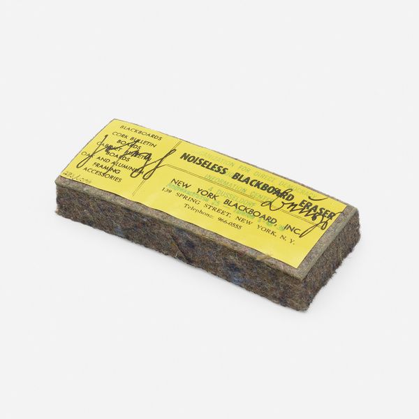 Noiseless Blackboard Eraser